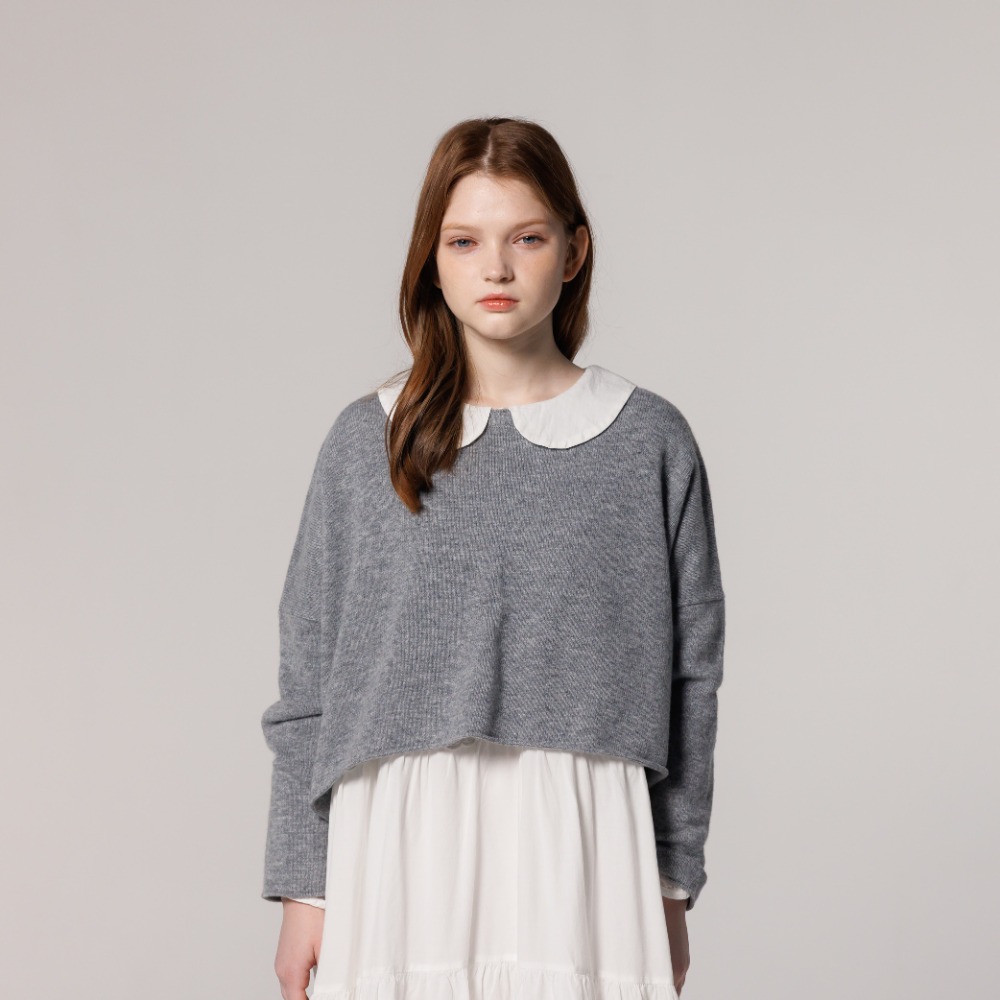 Cashmere crop rolled knit